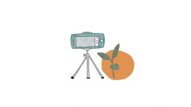 Cartoon phone attached to phone stand