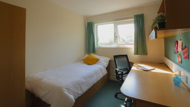 Shore Court single bedroom 