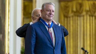 Al Gore receiving the Presidential Medal of Freedom from Joe Biden, May 2024