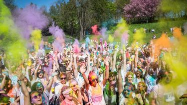 Students taking part in Sheffield colour run