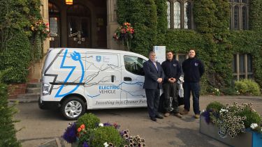 University electric van outside Firth Court