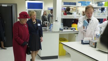 Her Majesty The Queen with Professor Dame Pamela Shaw at the opening of SITraN in 2010