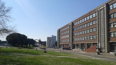 The outside of bordeaux 1 university