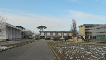 Université Montesquieu Bordeaux IV from the outside. 