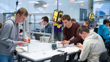 Mechanical Engineering students in the lab