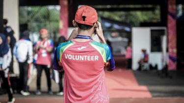A volunteer at an event