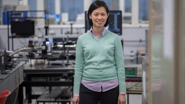 Professor Jo Shien Ng in her laboratory