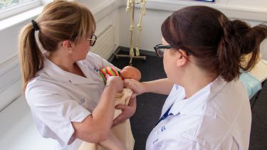 Midwifery breastfeeding practice with two student midwives