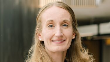 Head and Shoulders image of Dr Christine Huebner