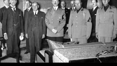 Neville Chamberlain, Édouard Daladier, Adolf Hitler, Benito Mussolini, and Galeazzo Ciano pictured before signing the Munich Agreement (1938)