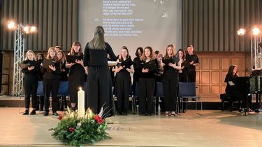 An image of the University Carol Service choir