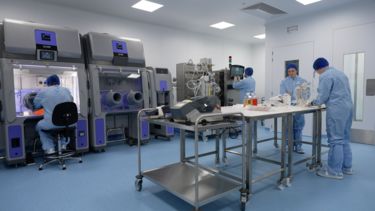 The clean room in the GTIMC