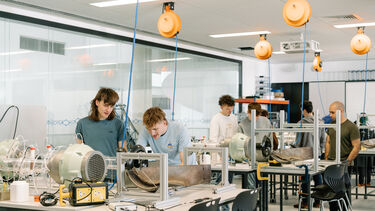 Students in Thermodynamics Lab