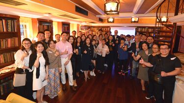 Group photo of all Sheffield alumni at the Hong Kong alumni event.