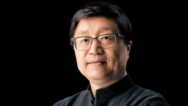 Professor Huang Zhengming