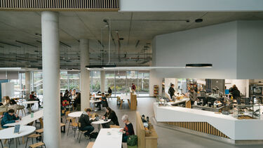 The Wave cafe 