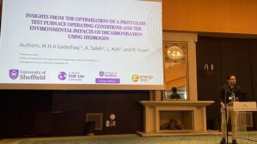 Mahmoud Gadelhaq presenting at the conference