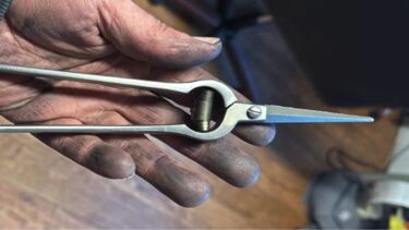 Pruning scissors