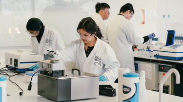 Biomedical engineering student in a lab