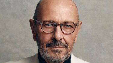 Professional headshot of Clive Humby looking into camera 