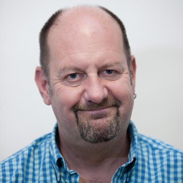 Profile picture of Headshot of Professor Alan Tennant