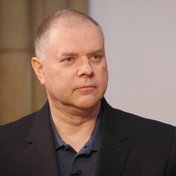 Profile picture of Professor Henk de Berg