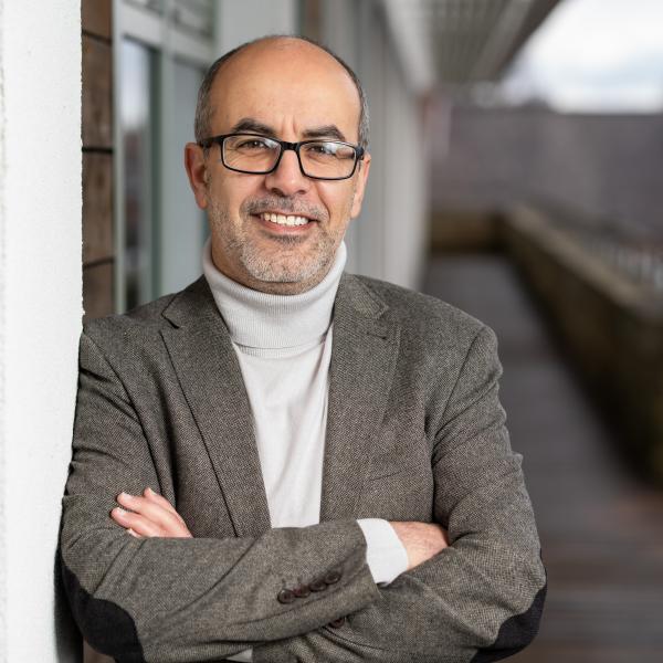 Profile picture of Professor Mimoun Azzouz