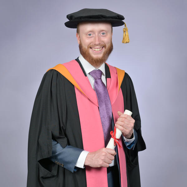 Profile picture of Researcher in his graduation gowns