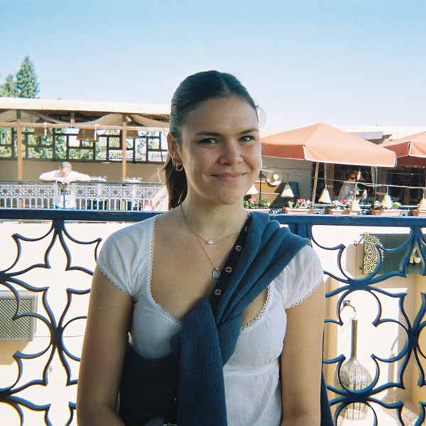 Profile picture of Holly Mellor profile photo