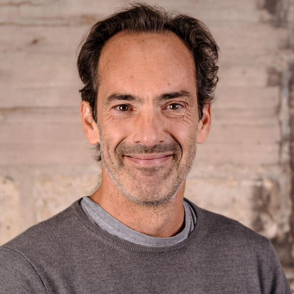 Profile picture of Justin Abbott Profile Picture