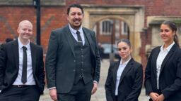 Team photo of oralists before their first round