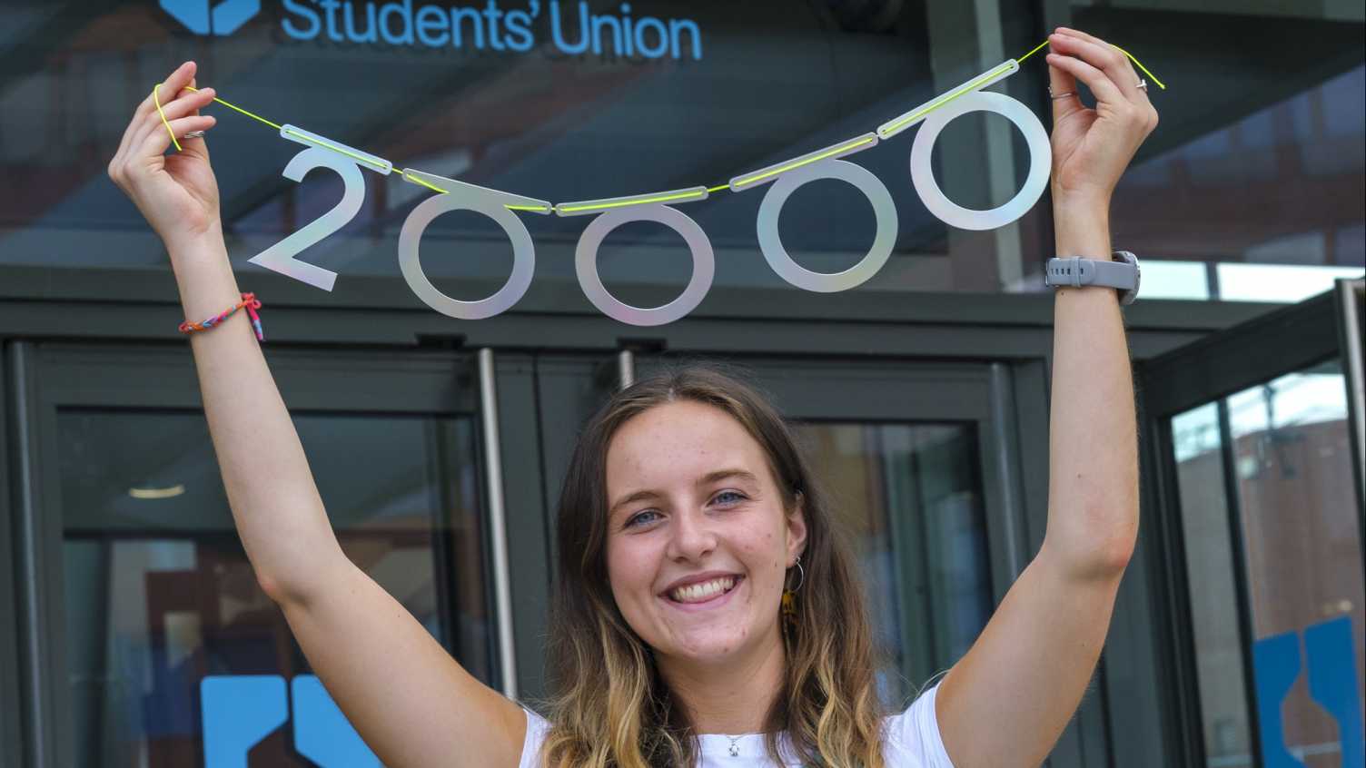 Thumbnail for Sheffield students double volunteering hours during the pandemic | News 