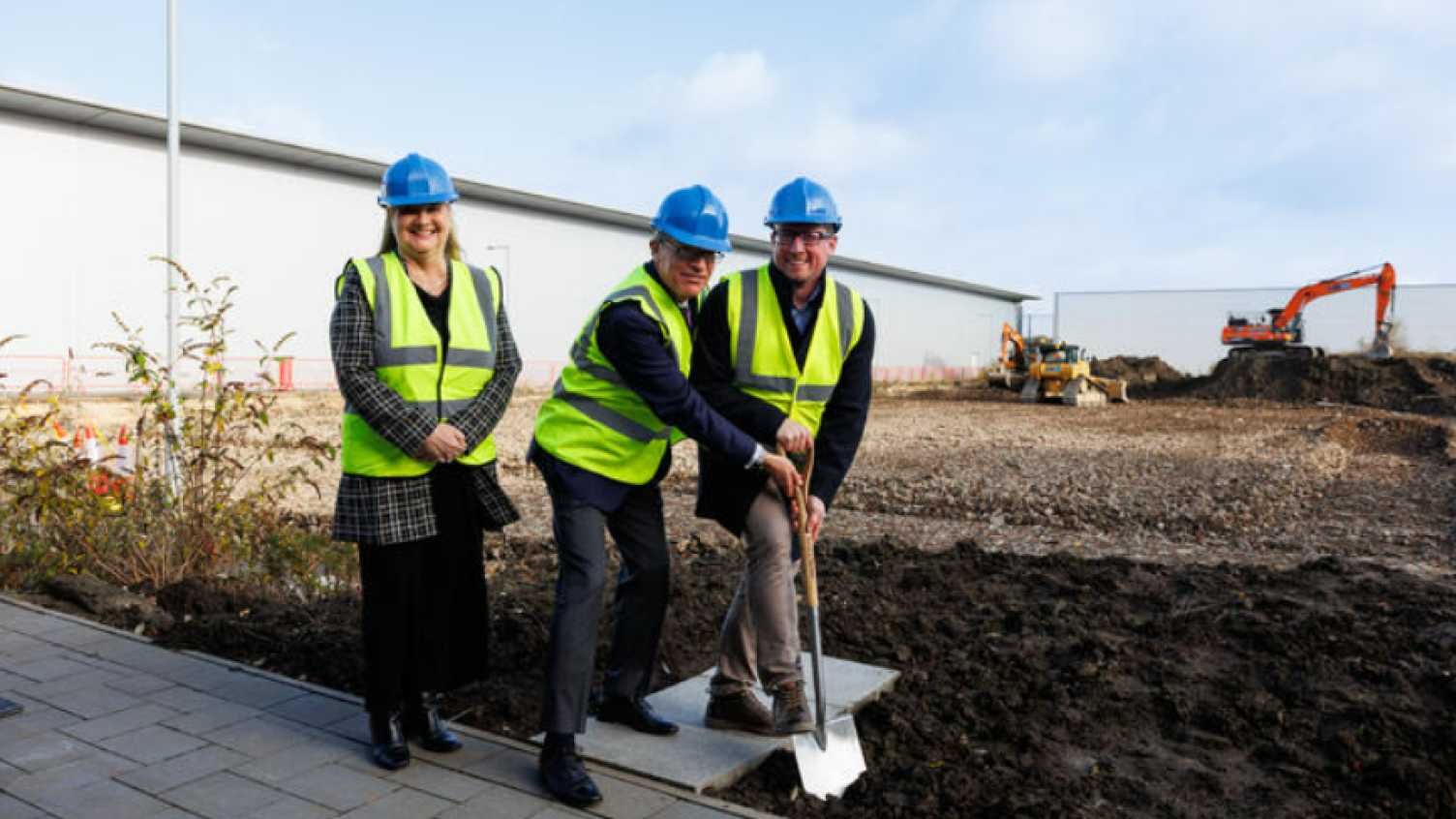 Thumbnail for Breaking ground on aerospace manufacturing innovation facility at AMRC | EFM 